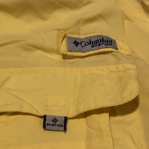 Long sleeve yellow Columbia PFG - Picture 3 of 3